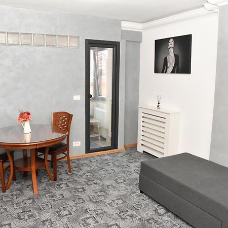 Apartament Luxury - Promenada Mall Craiova Eksteriør billede