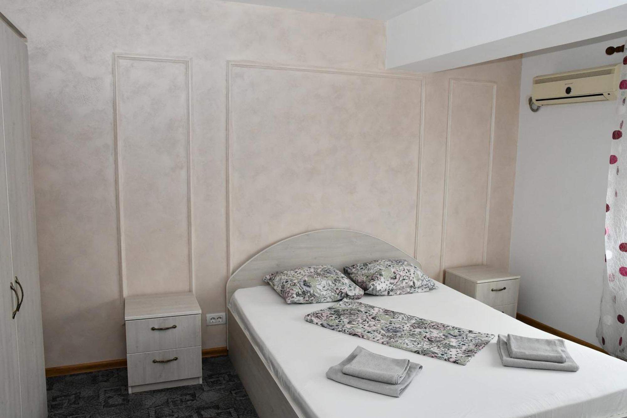Apartament Luxury - Promenada Mall Craiova Eksteriør billede